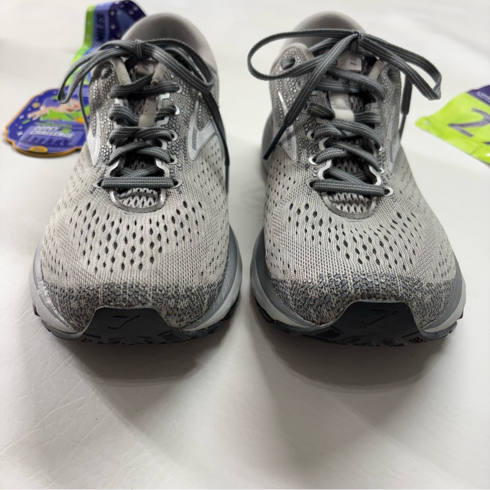 Brooks Ghost 11 Womens Size 9.5, Running, Athletic, Cross Training - Picture 4 of 9